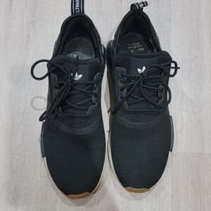 Adidas NMD R1 Primeblue Black 10.5 Men's